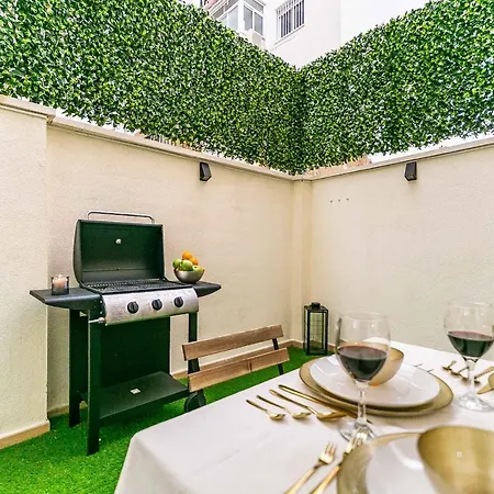 Appartement Bajo Urbano Boutique En Carlos Haya Con Terraza Y Parking *