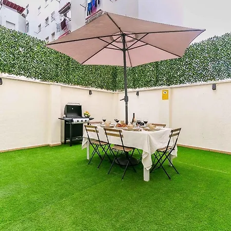 Bajo Urbano Boutique En Carlos Haya Con Terraza Y Parking Apartment